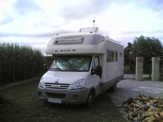 Camper mansardato